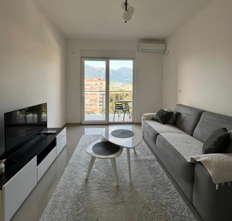 Lux S Apartment